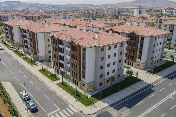 TOKİ’den evi olmayanlara müjde! 4 ayrı şehirde 5 yeni TOKİ projesi geliyor! haberinin görseli