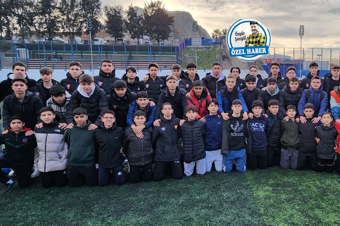 Üçyol Gençlikspor’un altın çocukları: Başarılara koşuyor haberinin görseli