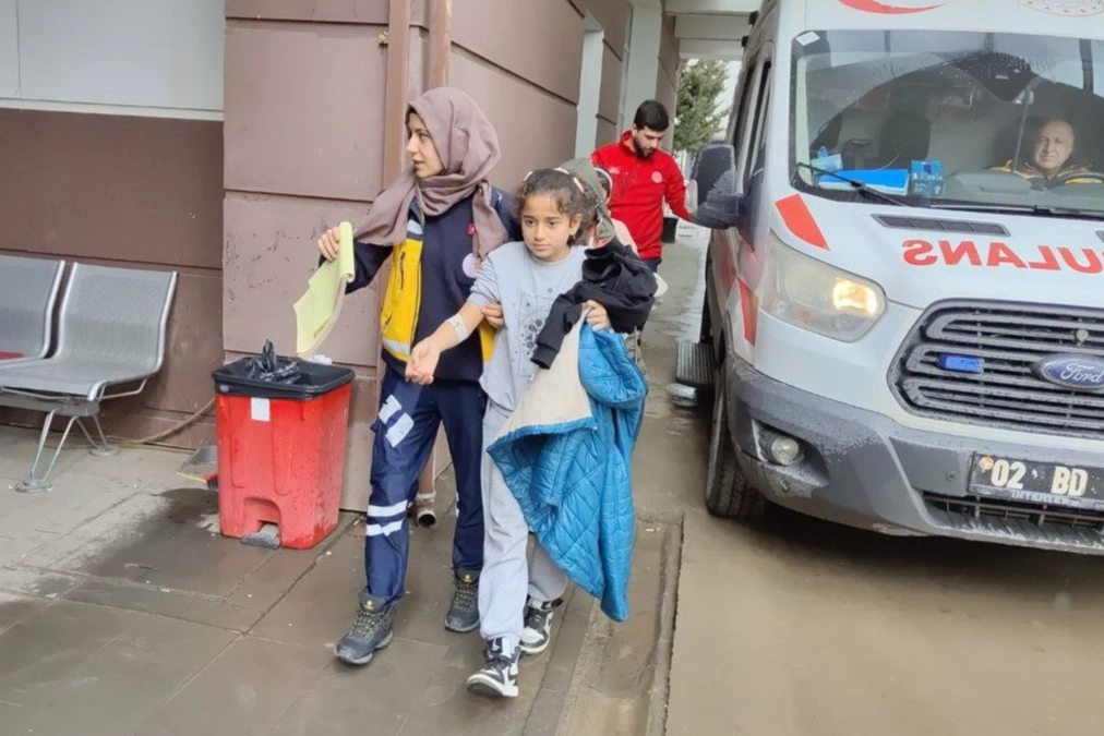 Adıyaman'da öğrenciler yedikleri kekten zehirlendi