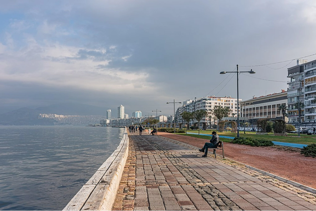 İzmir'de bugün hava nasıl olacak? İşte saatlik hava durumu 23.02.2024