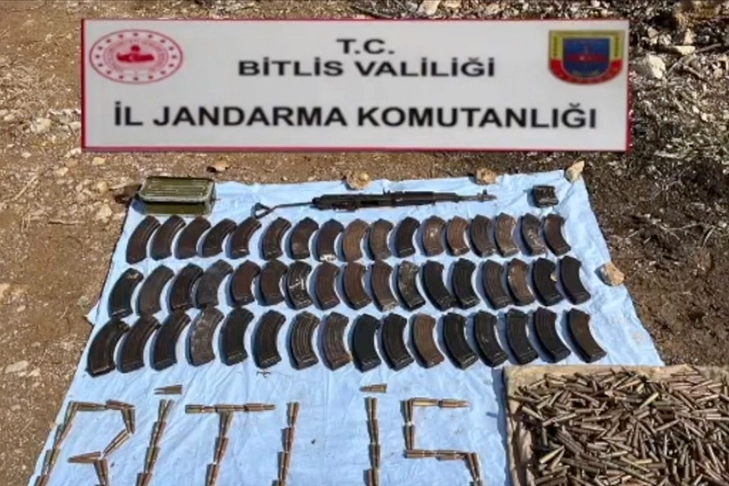 Bitlis'te PKK'lı teröristlere ait mühimmat ele geçirildi