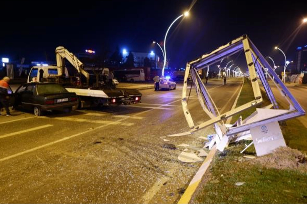 Edirne'de alkollü sürücü trafiği birbirine kattı