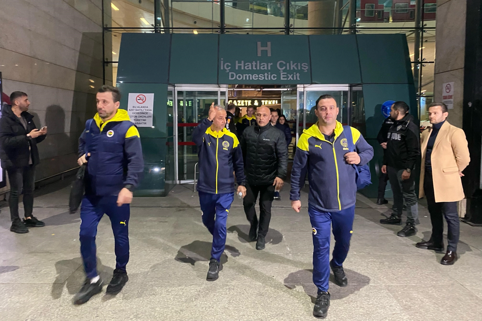 Fenerbahçe kafilesi Ankara’da haberinin görseli