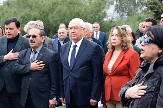 İzmir Karabağlar'da Hocalı Katliamı kurbanları anıldı haberinin görseli
