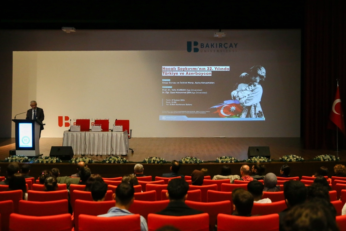 İzmir Bakırçay Üniversitesi'nde Hocalı Katliamı anıldı haberinin görseli