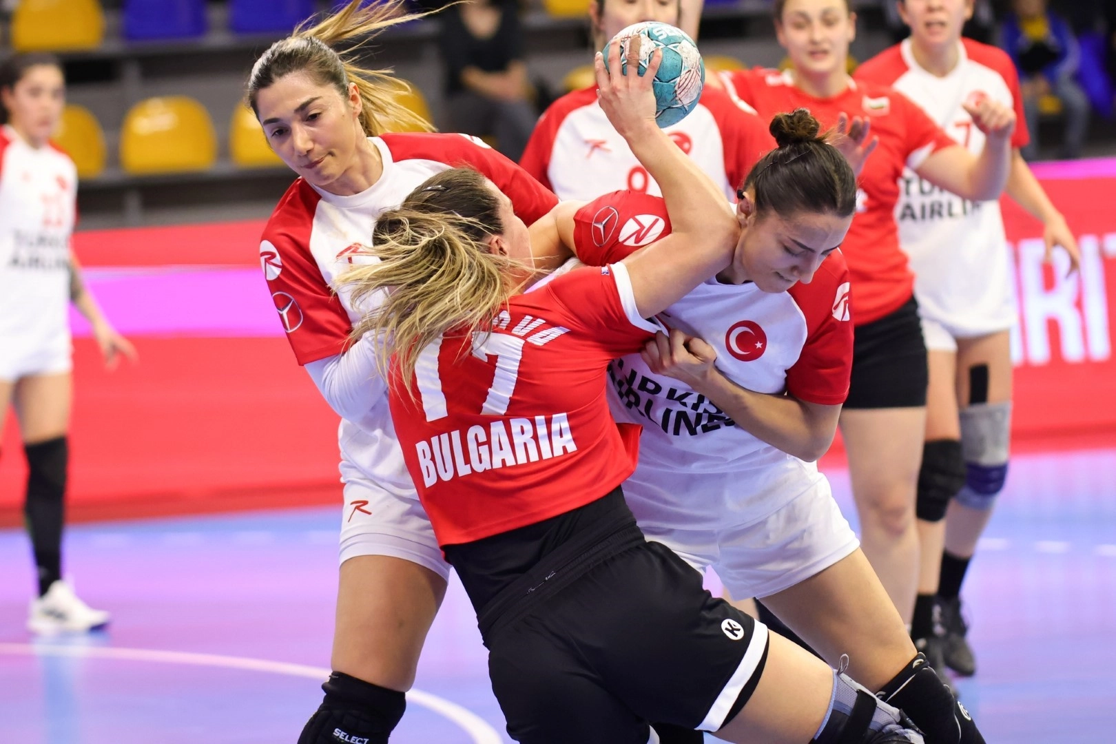 EHF EURO 2024 elemeleri: A Milli Kadın Hentbol Takımı Bulgaristan’ı yendi haberinin görseli