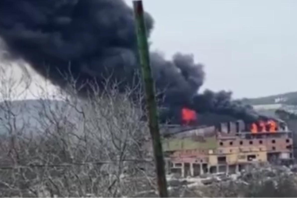 İstanbul Beykoz'da yangın! haberinin görseli