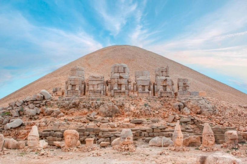 Nemrut Dağı nerede hangi ilde? Nemrut Dağı hikayesi nedir?