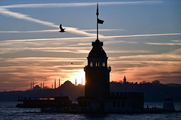 Kız Kulesi'nin kapıları yeniden ziyaretçilere açılıyor: Kız Kulesi'ne giriş saatleri neler? haberinin görseli