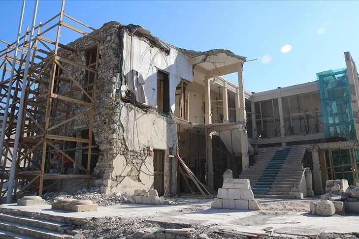 Hatay Valisi Masatlı: Tarihi valilik binasında çalışmalar sürüyor haberinin görseli