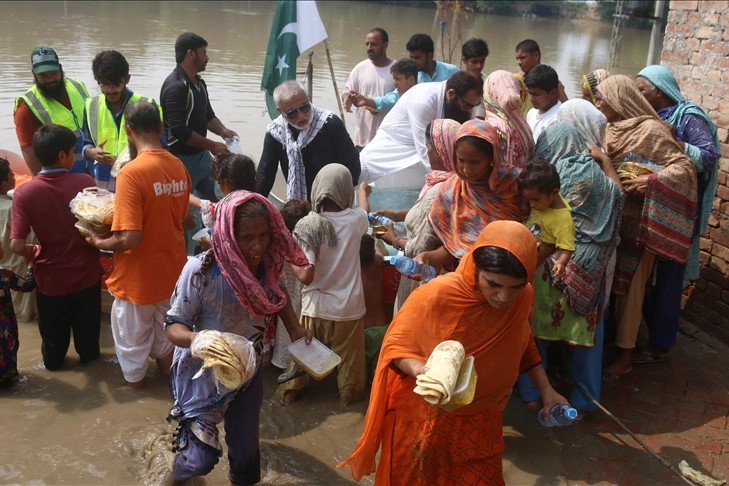 Pakistan’da şiddetli yağış: 17 kişi hayatını kaybetti