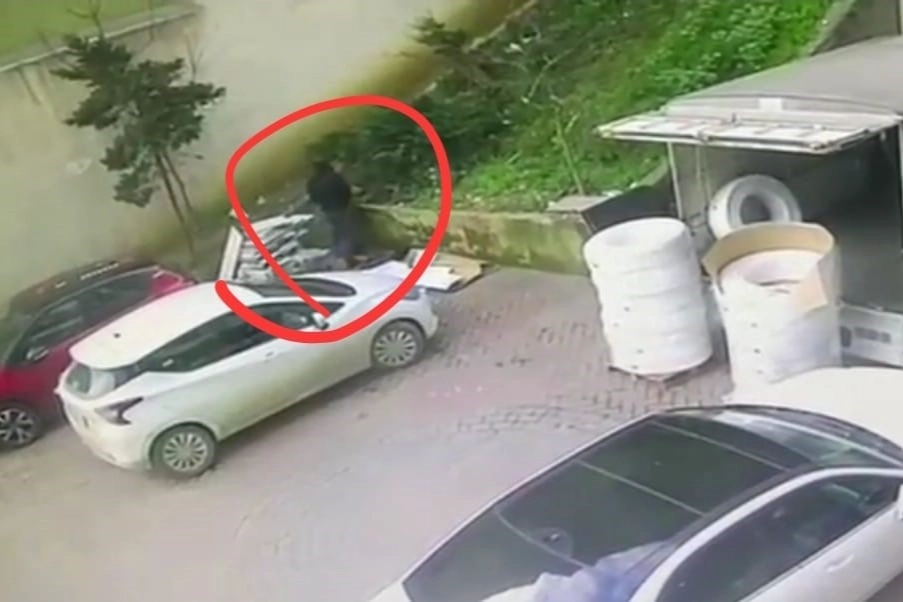 İstanbul'da işçi kılığındaki polisler zehir tacirini enseledi