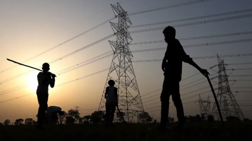 Mersinliler dikkat: 7 ilçede  elektrik kesintisi yaşanacak!