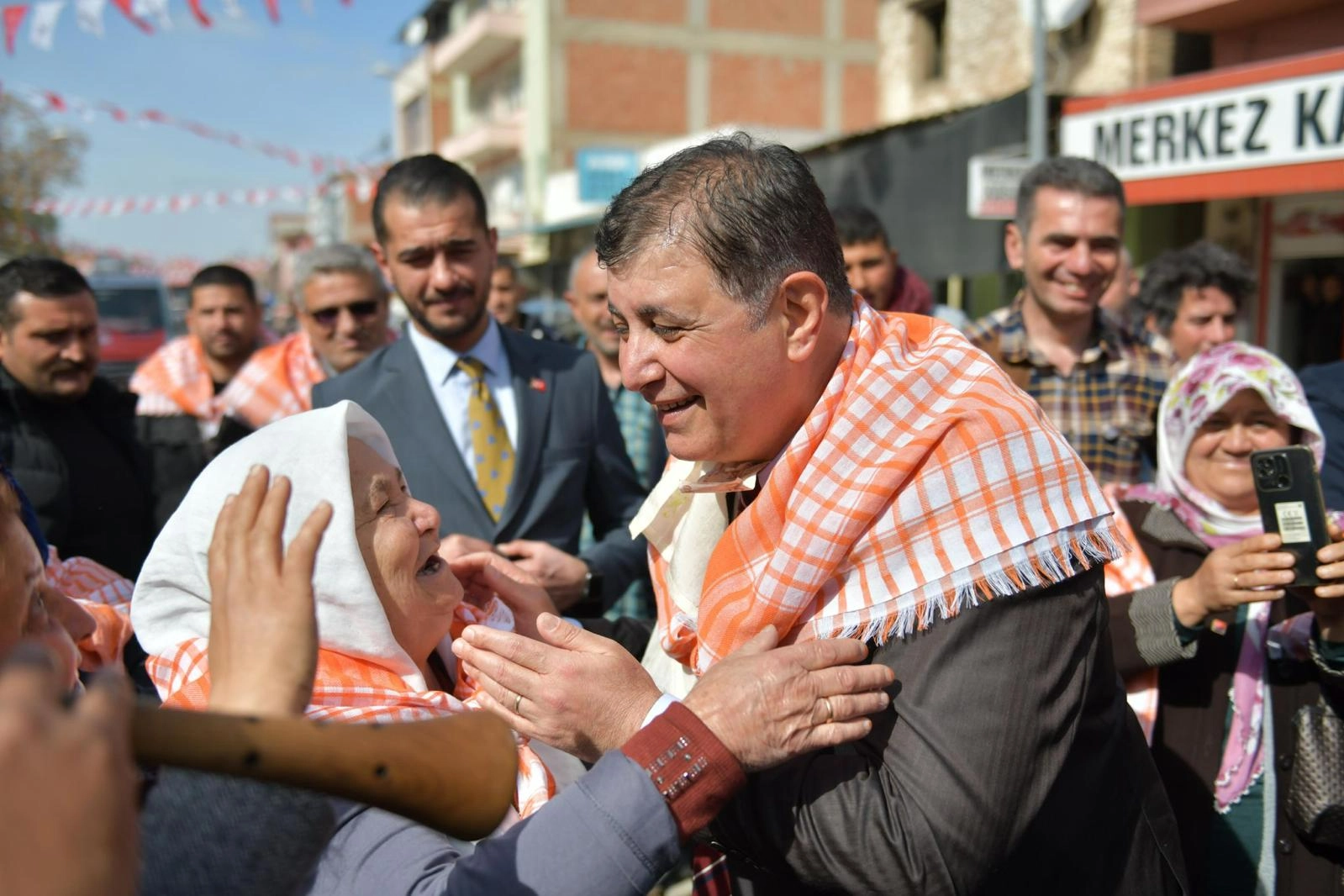 Tugay: İzmir'in Konak’ı, Karşıyaka’sı neyse Ödemiş'i de öyle olacak haberinin görseli