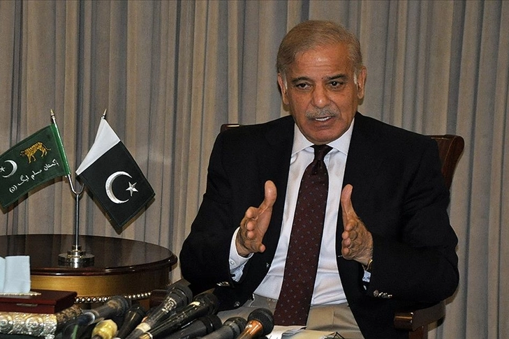 Şahbaz Şerif Pakistan'da yeniden başbakan seçildi