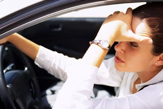 Trafik stresiyle başa çıkmak için radyo dinleyin, şarkı söyleyin! haberinin görseli