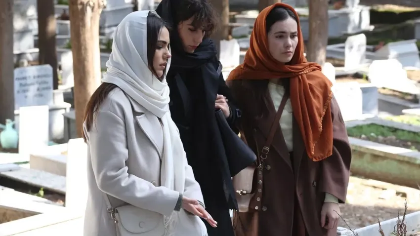 Üç Kız Kardeş 77. Bölüm Fragmanı yayınlandı! Üç Kız Kardeş yeni bölüm ne zaman?