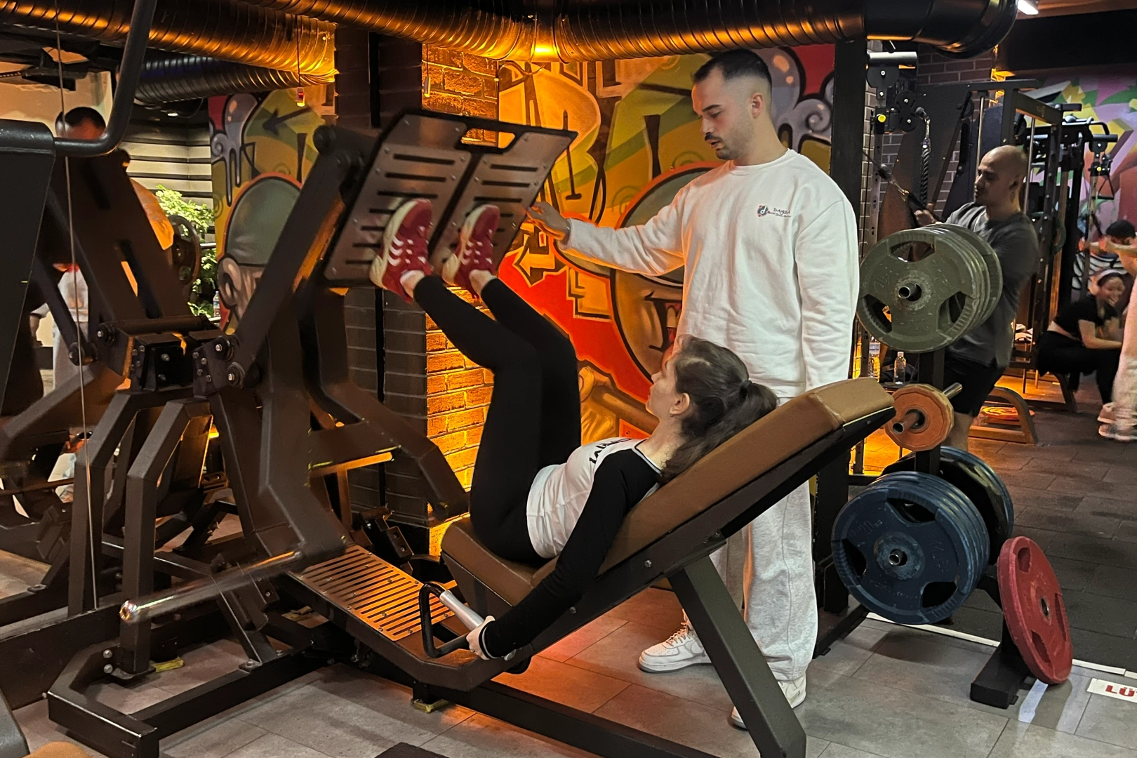 Yaz aylarına fit girmek isteyenler için spora başlamanın tam zamanı haberinin görseli