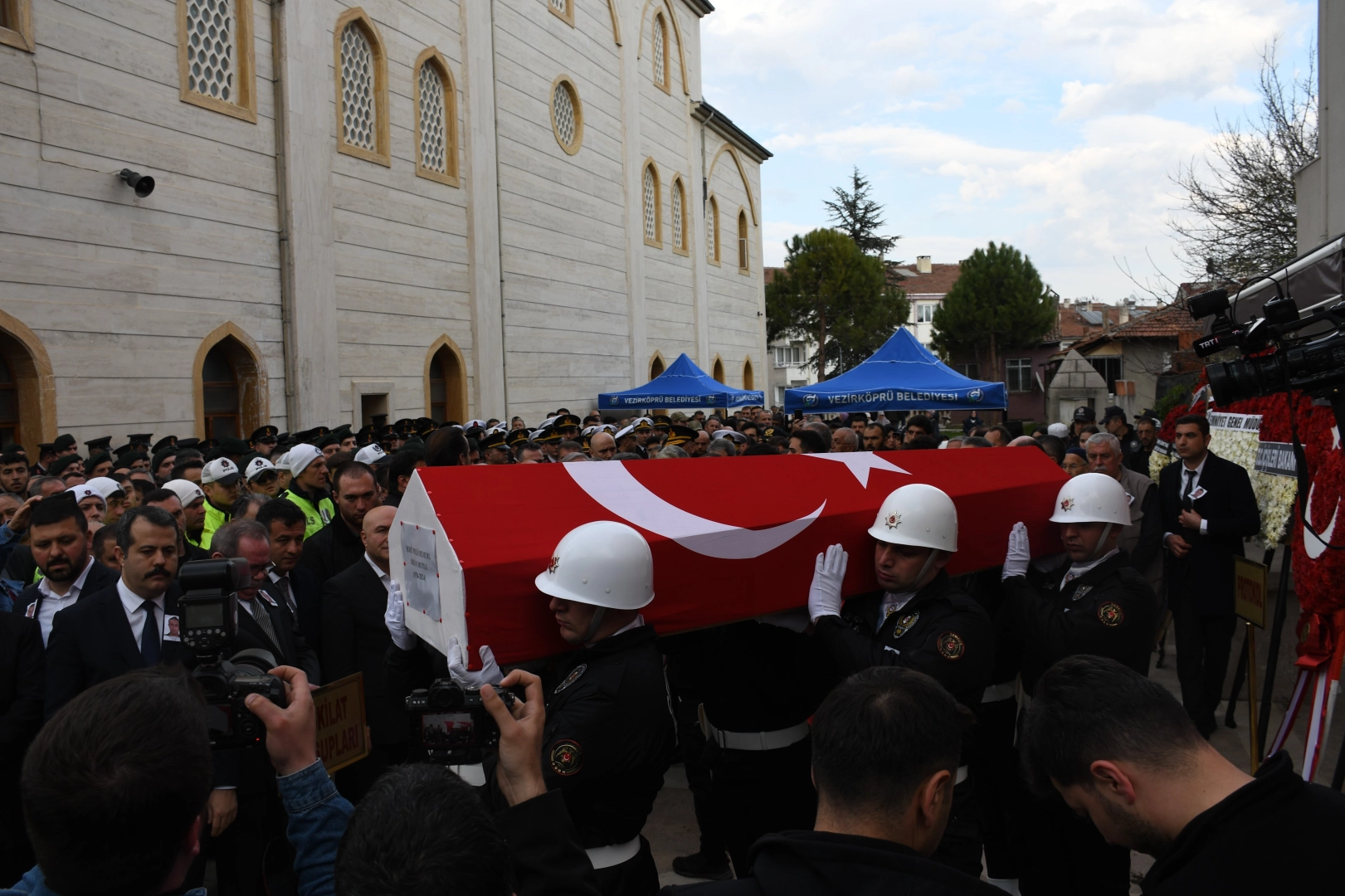 Şehit Polis Orhan Mutlu son yolculuğuna uğurlandı