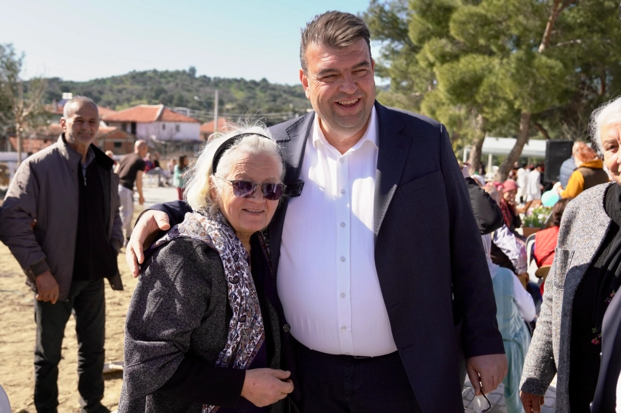 Seferihisar'dan emeklilere destek