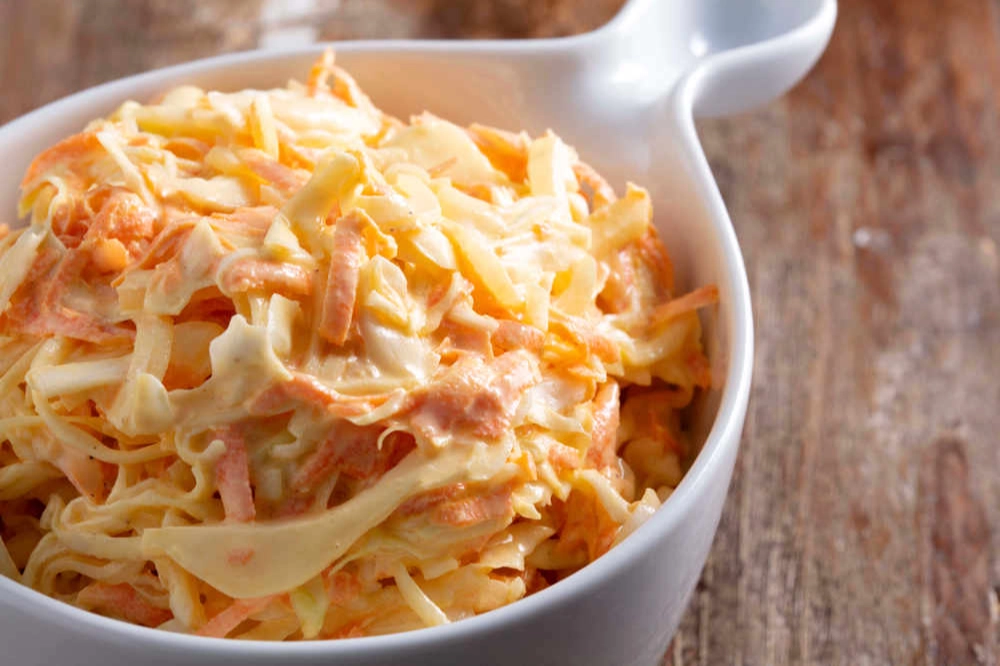 Mutfakların yeni trendi: Coleslaw salata nasıl yapılır?