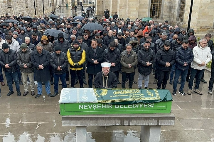 Özel klinikte fenalaşan kadın hayatını kaybetti: Klinik ruhsatsız çıktı!