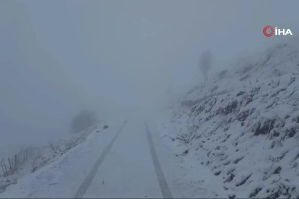 Tunceli'de kar yağışı etkili oluyor