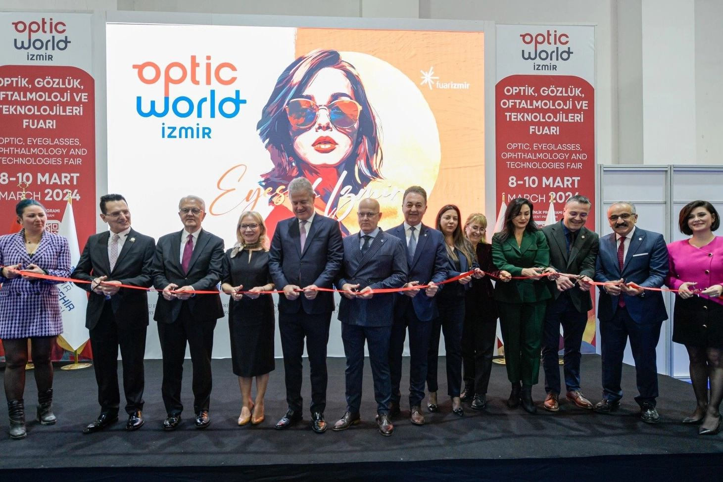 İzmir'de Optic World Fuarı kapılarını açtı