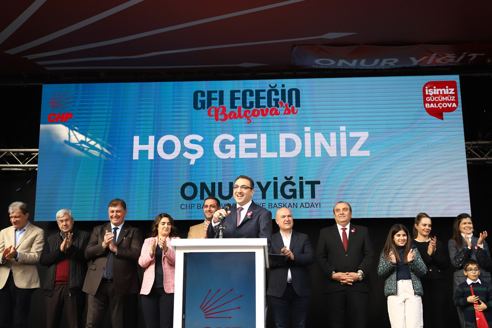 CHP’li Onur Yiğit’ten Balçova’da gövde gösterisi