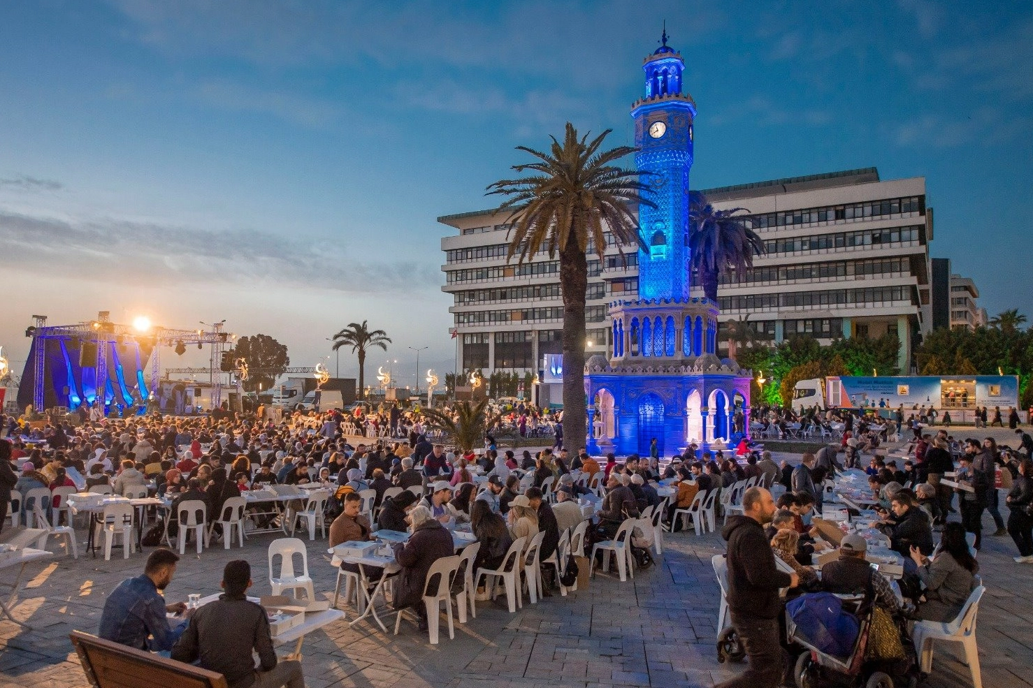 İzmir'de Ramazan bereketi: Dayanışma büyüyecek