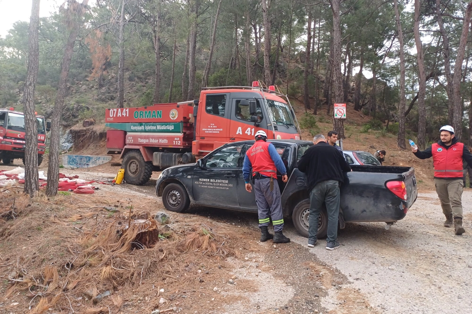 Antalya Kemer'de yangın!