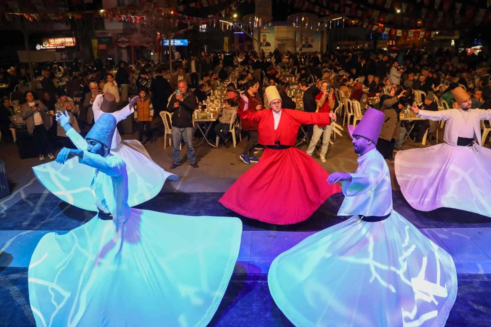 Buca’da ramazan ruhu sokaklara taşındı