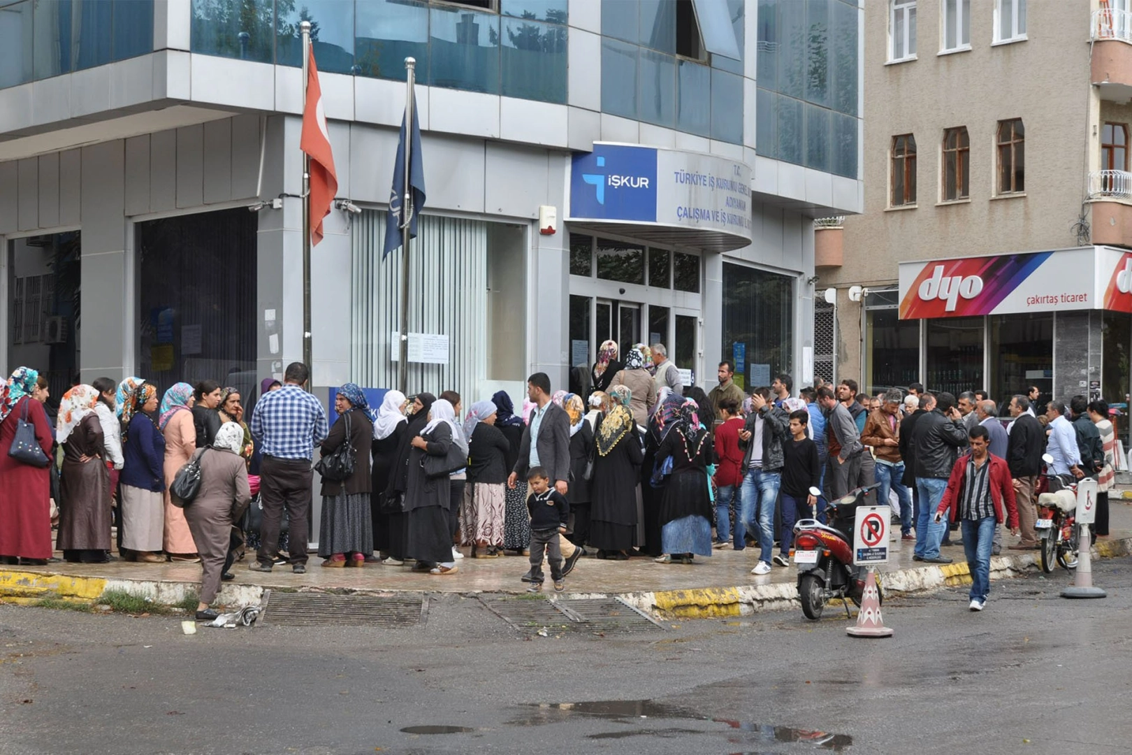 DİSK-AR açıkladı… Geniş tanımlı işsizlikte rekor: 10,5 milyon!