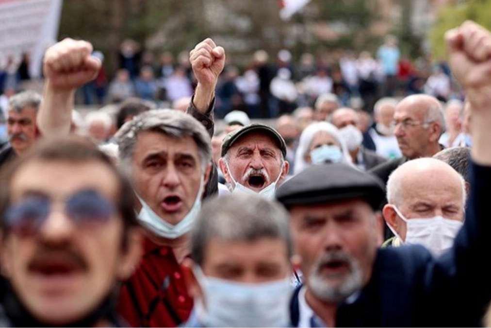 Emeklinin kaybı 20 bin lirayı geçti!