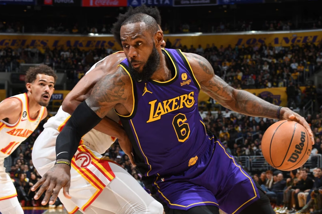 LA Lakers-Atlanta Hawks maçı ne zaman, nerede oynanacak? haberinin görseli