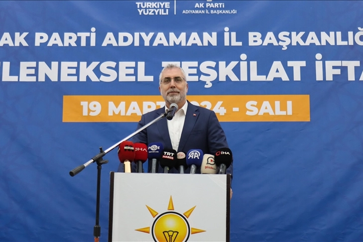 Bakan Vedat Işıkhan: Yeniden ve sıfırdan inşa ediyoruz