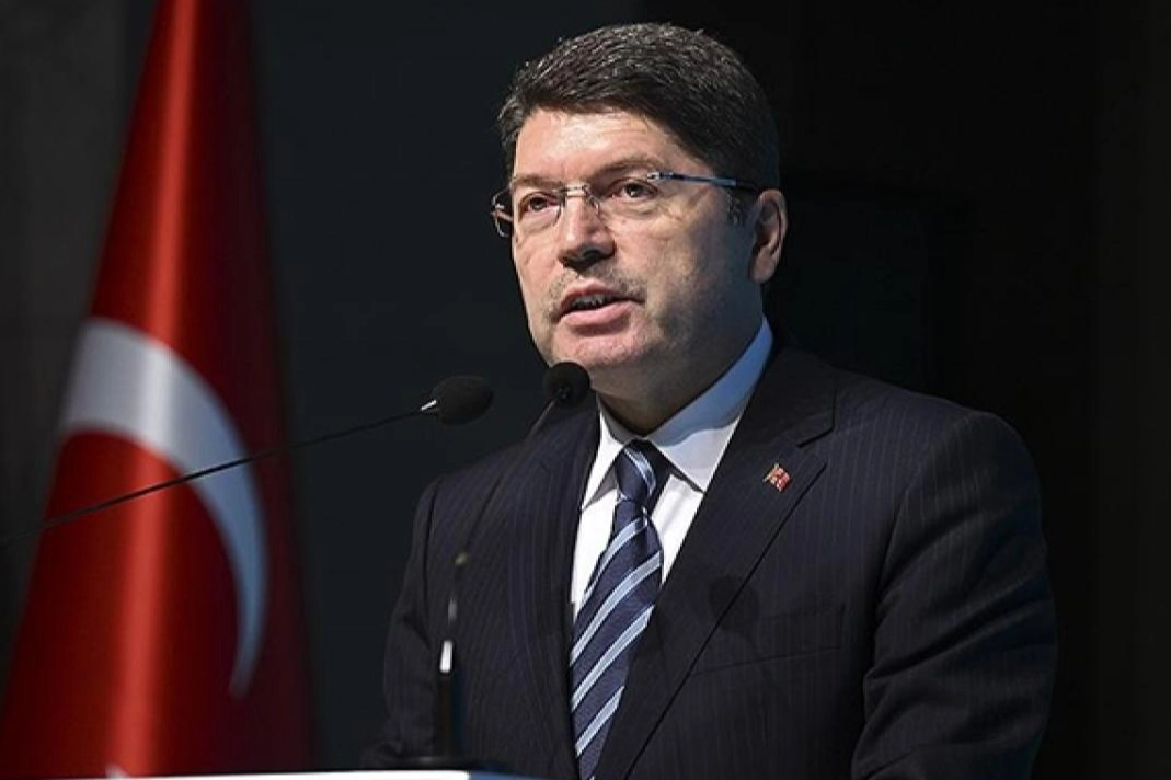 Bakan Tunç'tan gündeme dair önemli açıklamalar: Eylem Tok ve oğlu iadde edilecek mi? haberinin görseli