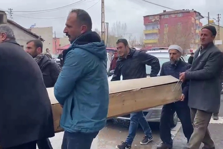 Ağrı'da bir camide intihar vakası