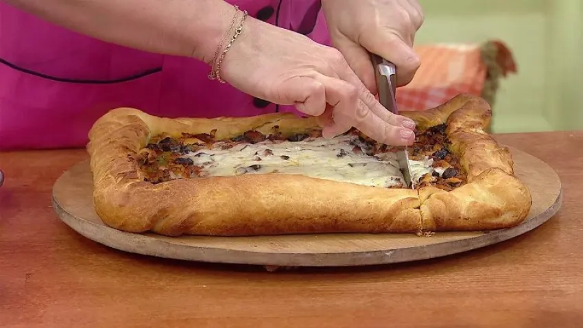 gelinim mutfakta Tavuklu pide dolması