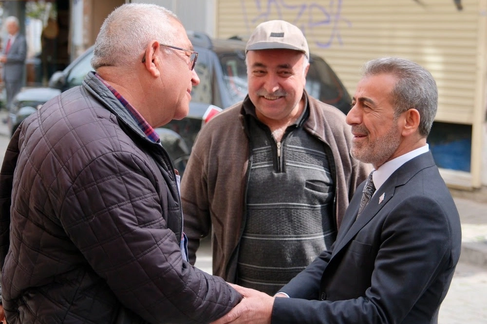 Bornova Belediye Başkan Adayı Cevdet Çayır: Her mahallemize eşit hizmet ve adalet anlayışıyla yaklaşacağız