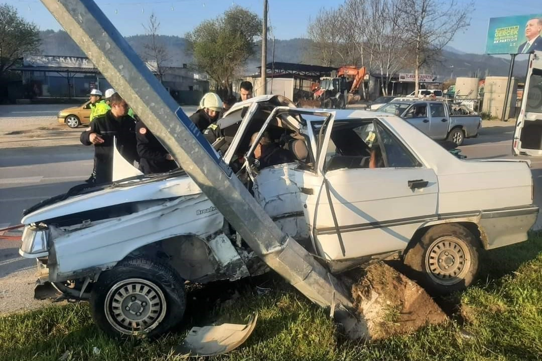 Muğla'da feci kaza: Ölü ve yaralılar var haberinin görseli