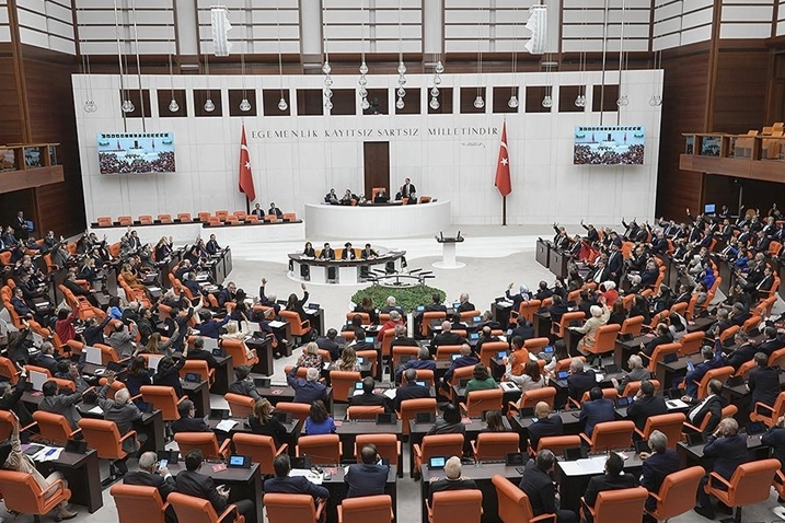 TBMM'de yeni anayasa görüşmeleri Ramazan Bayramı'ndan sonra başlayacak