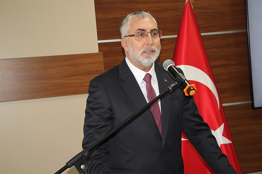 Çalışma ve Sosyal Güvenlik Bakanı Işıkhan: Kişi başı milli gelir tarihin en yüksek seviyesine geldi haberinin görseli