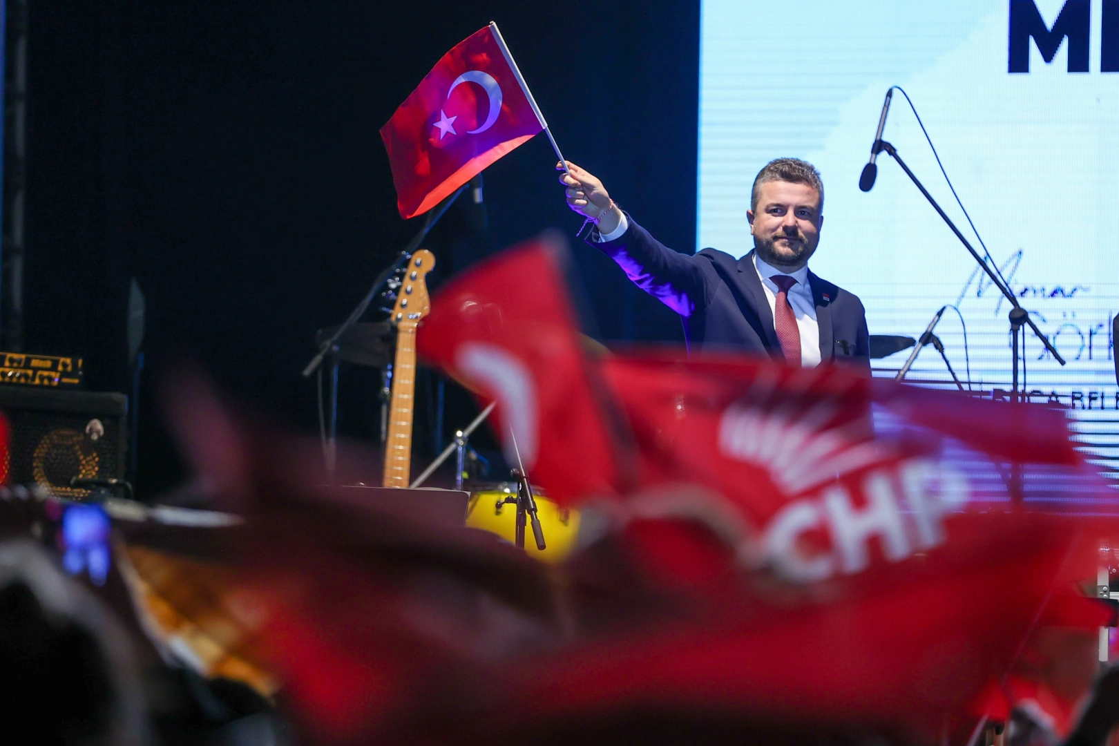 CHP'li Duman: Atatürk'ün yolundan yürüyenlere güç verin