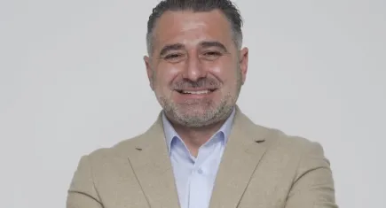 Menderes Belediye Başkan Adayı Sinan Akdeniz: Tek bir oy bile değerli