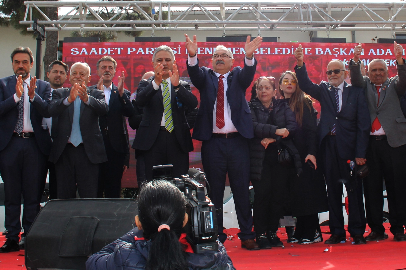 Saadet Partisi'nden Menemen’de miting