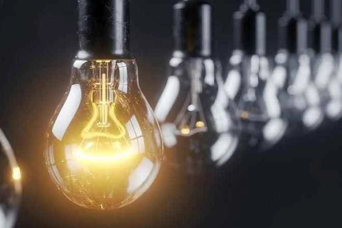 Bu Gece Karanlıkta Kalmayın!  Afyonkarahisar'da o ilçelerde elektrik olmayacak haberinin görseli