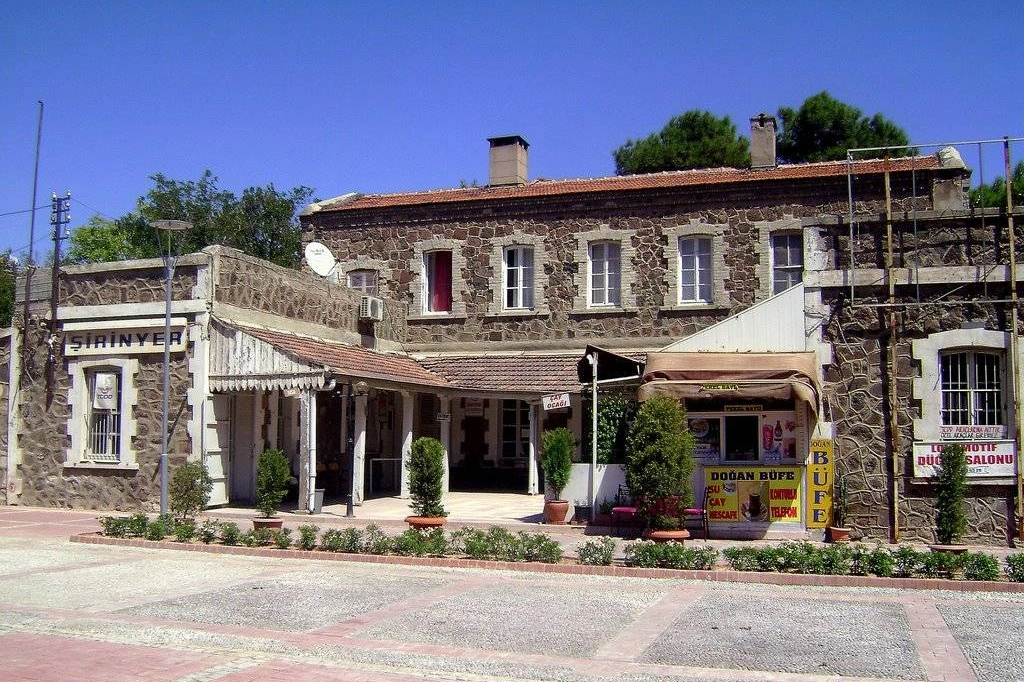 Tarihi Şirinyer İstasyonu kiraya veriliyor haberinin görseli