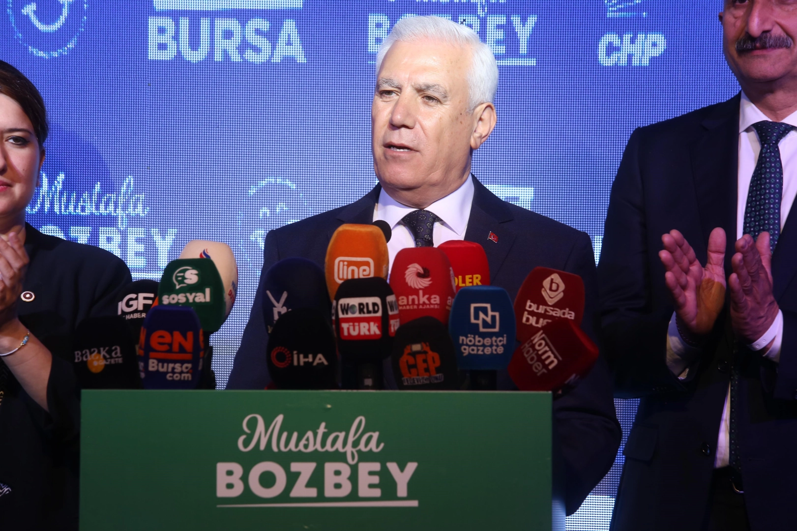 Bursa'nın CHP Büyükşehir adayı Mustafa Bozbey: Bizim yarım kalan hayallerimiz vardı, bugün o hayallerimizi tamamladık