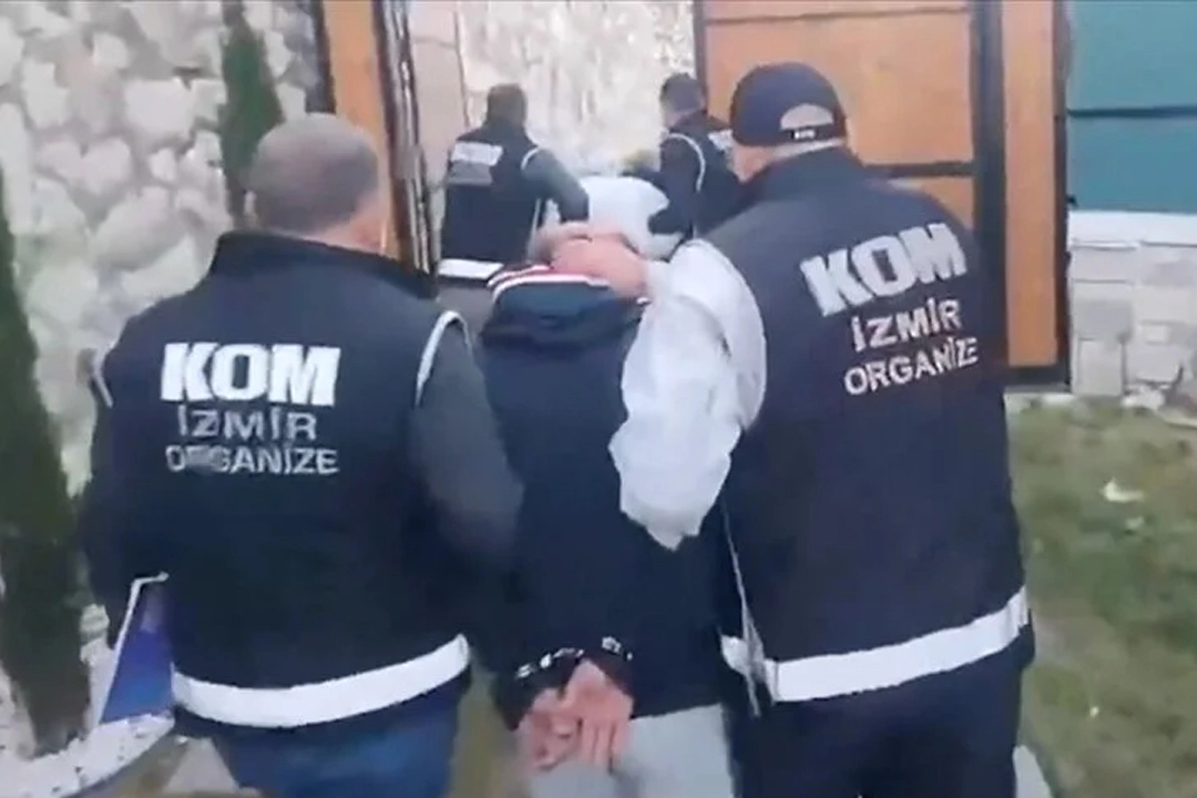 Organize suç örgütüne Mahzen-24 darbesi: 8 şüpheli yakalandı haberinin görseli